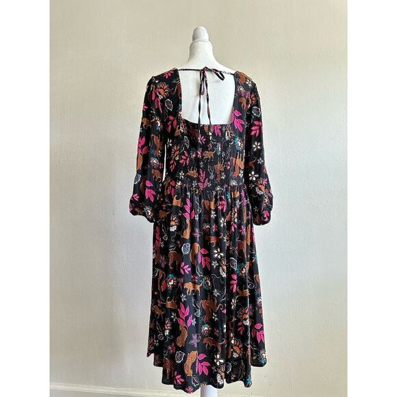 NWT Torrid Mini Rayon Slub Balloon Sleeve Twist Font Dress Size 00 Plus - Picture 4 of 9